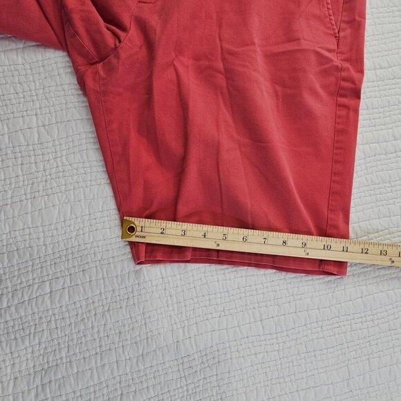 Old Navy Chino Shorts Men's Size 40 Red Ultimate Tech Built-In Flex Slim Preppy - Picture 7 of 12